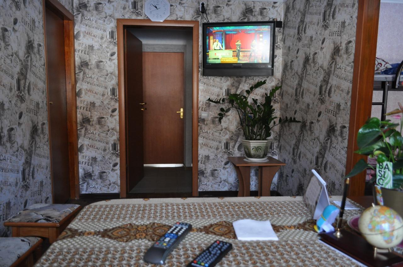 Hostel Bayit Kremenchuk Exterior photo